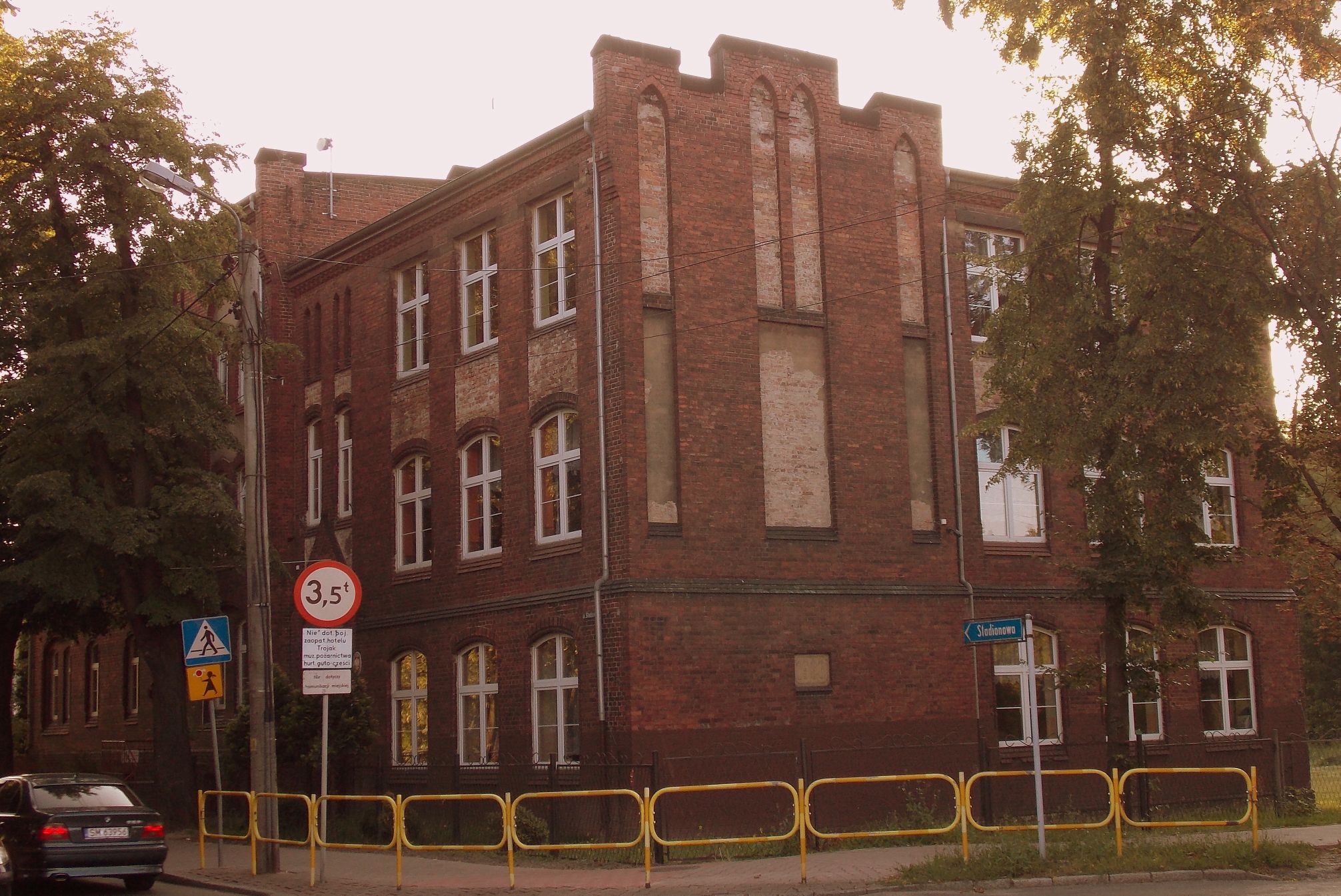 budynek szkoly nr 7