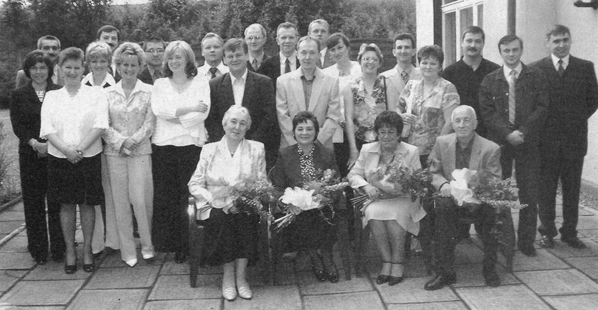 Szkoła Podstawowa nr 16 w Kosztowach 2004